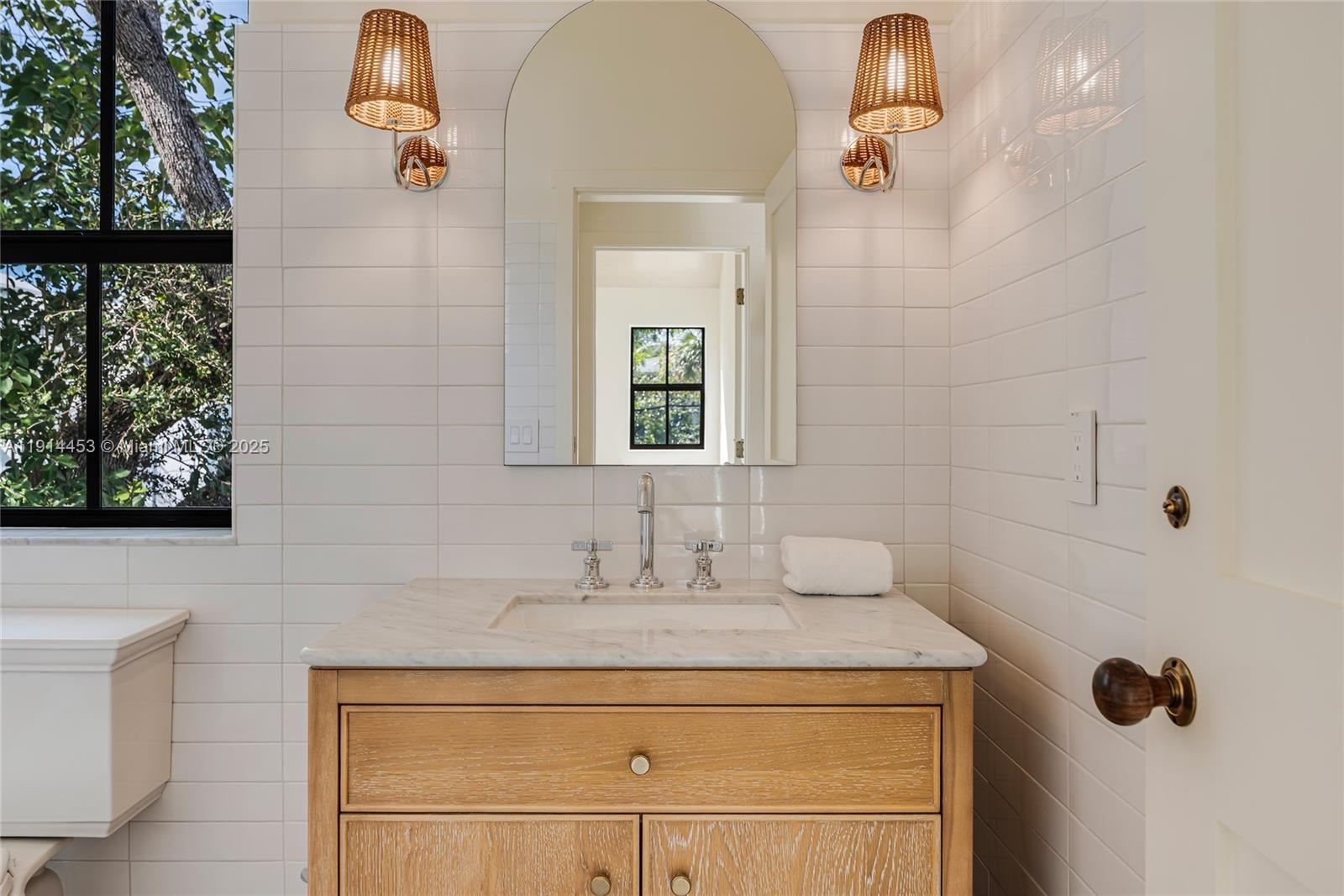 3603 Thomas Ave Miami, FL 33133