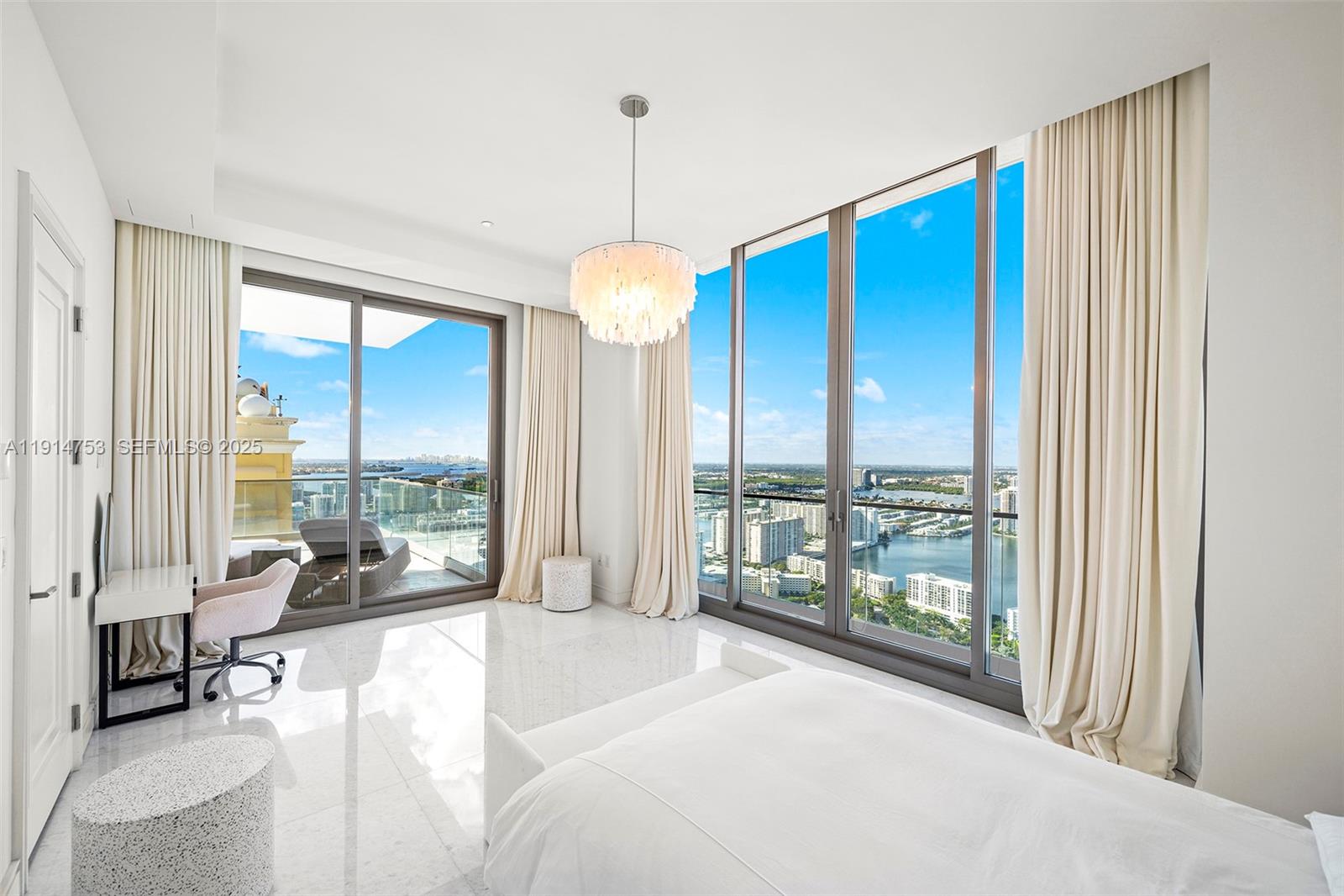 17901 Collins Ave #4507 Sunny Isles Beach, FL 33160