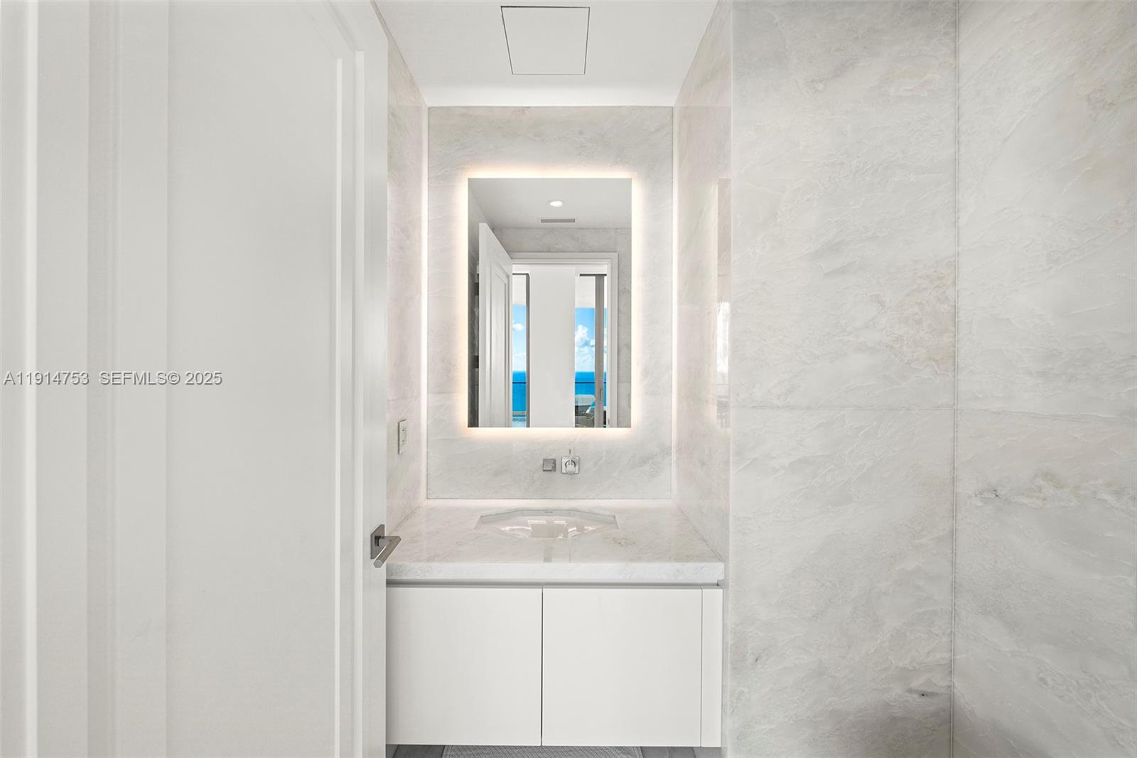 17901 Collins Ave #4507 Sunny Isles Beach, FL 33160