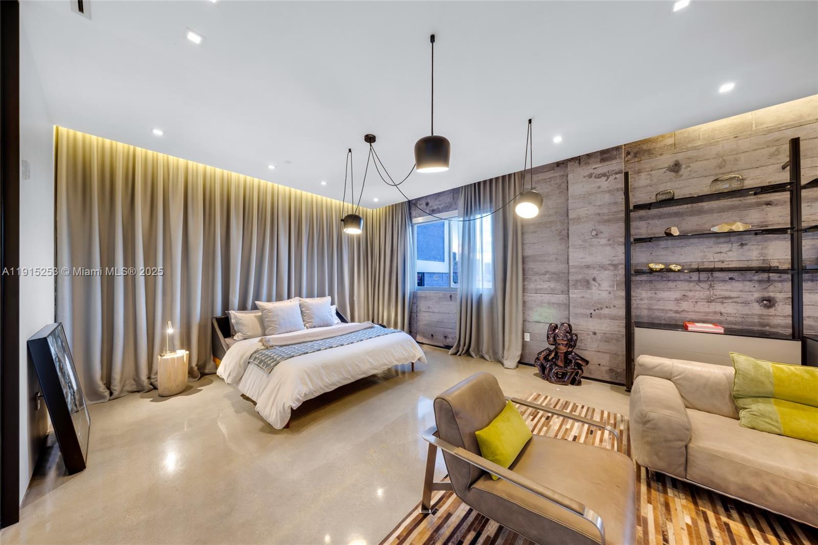 250 NW 24th St #PHA Miami, FL 33127