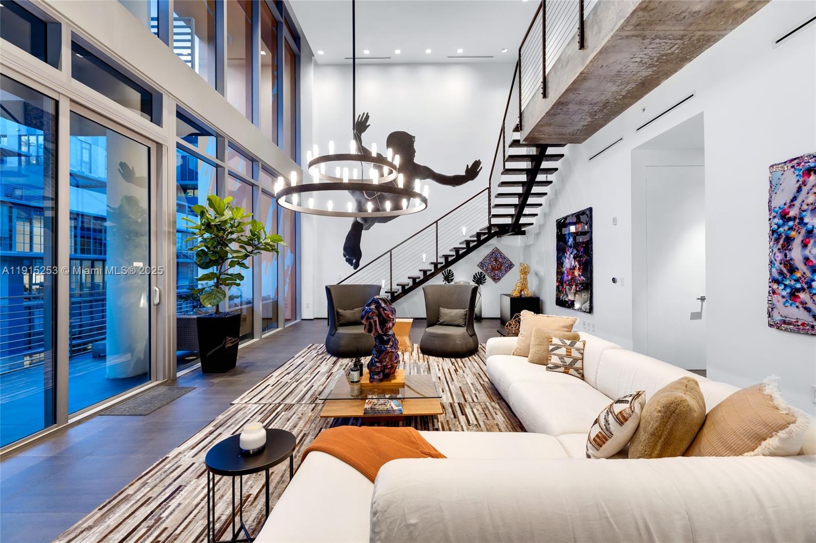 250 NW 24th St #PHA Miami, FL 33127