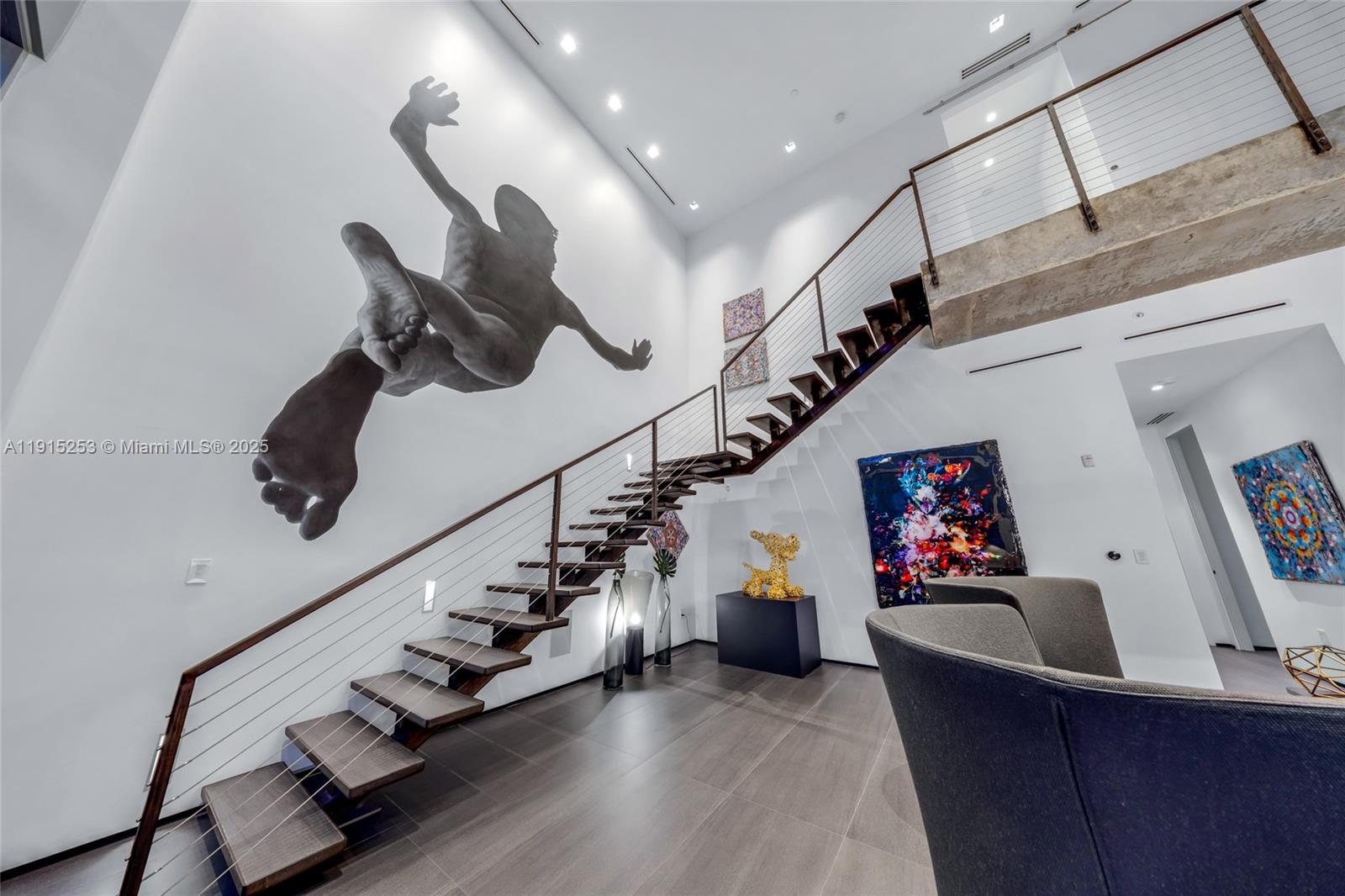 250 NW 24th St #PHA Miami, FL 33127