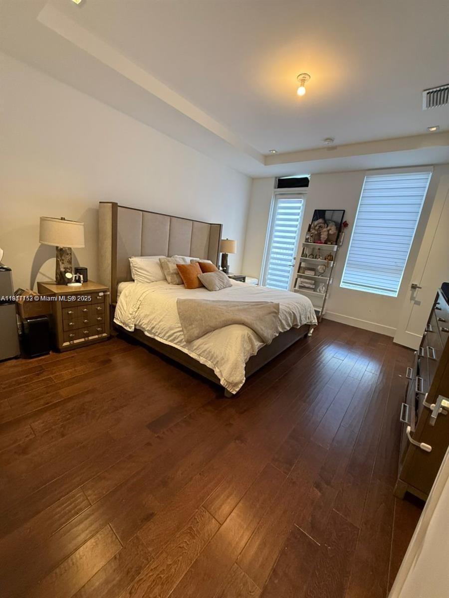 9165 NW 33rd St Doral, FL 33172