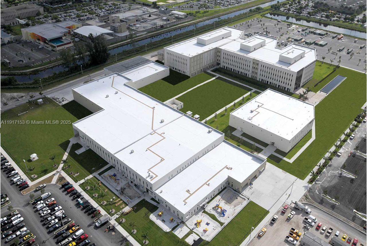 9165 NW 33rd St Doral, FL 33172