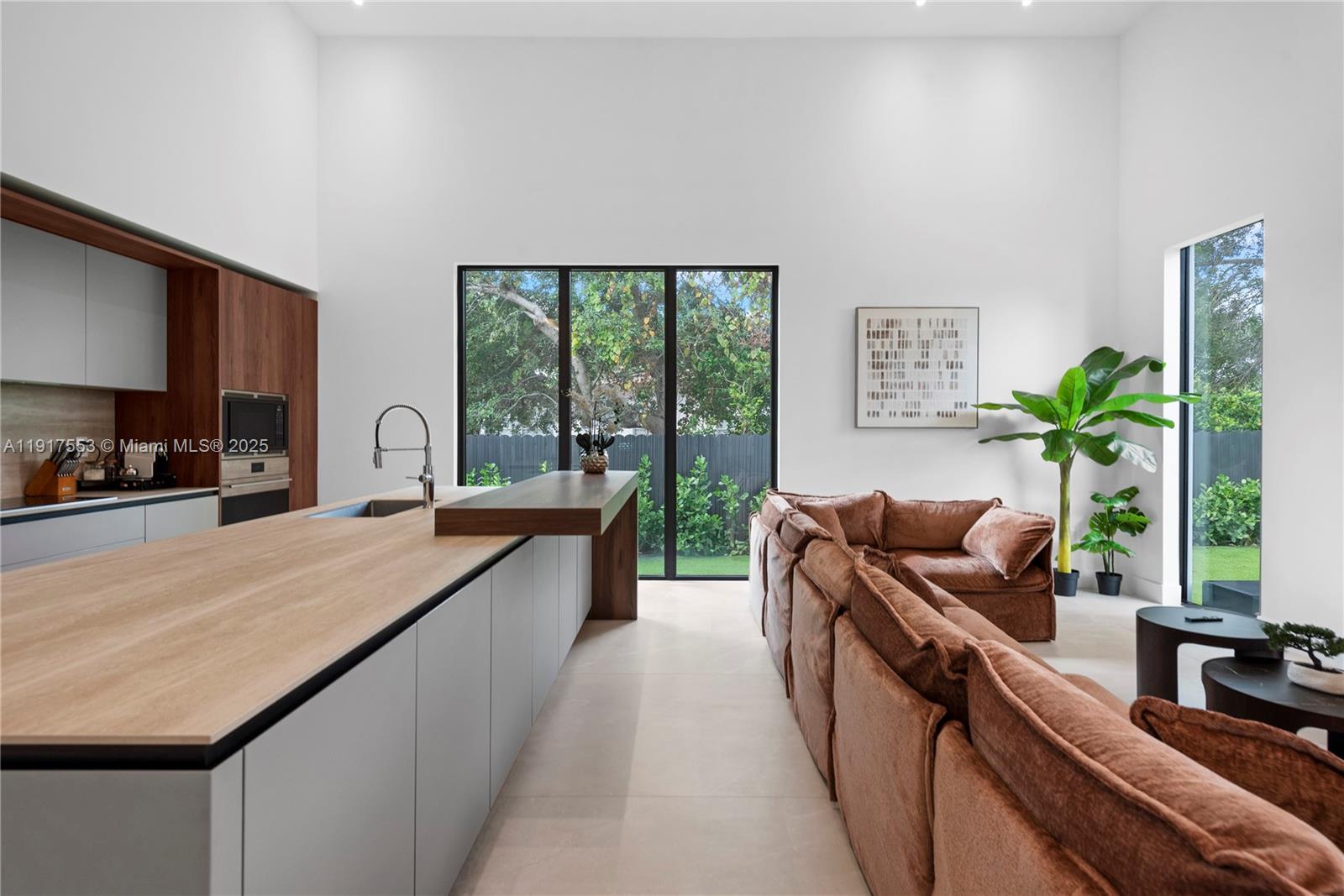 1881 NE 196th Ter Miami, FL 33179