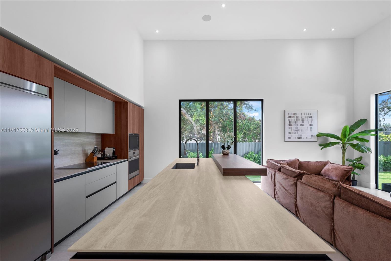 1881 NE 196th Ter Miami, FL 33179