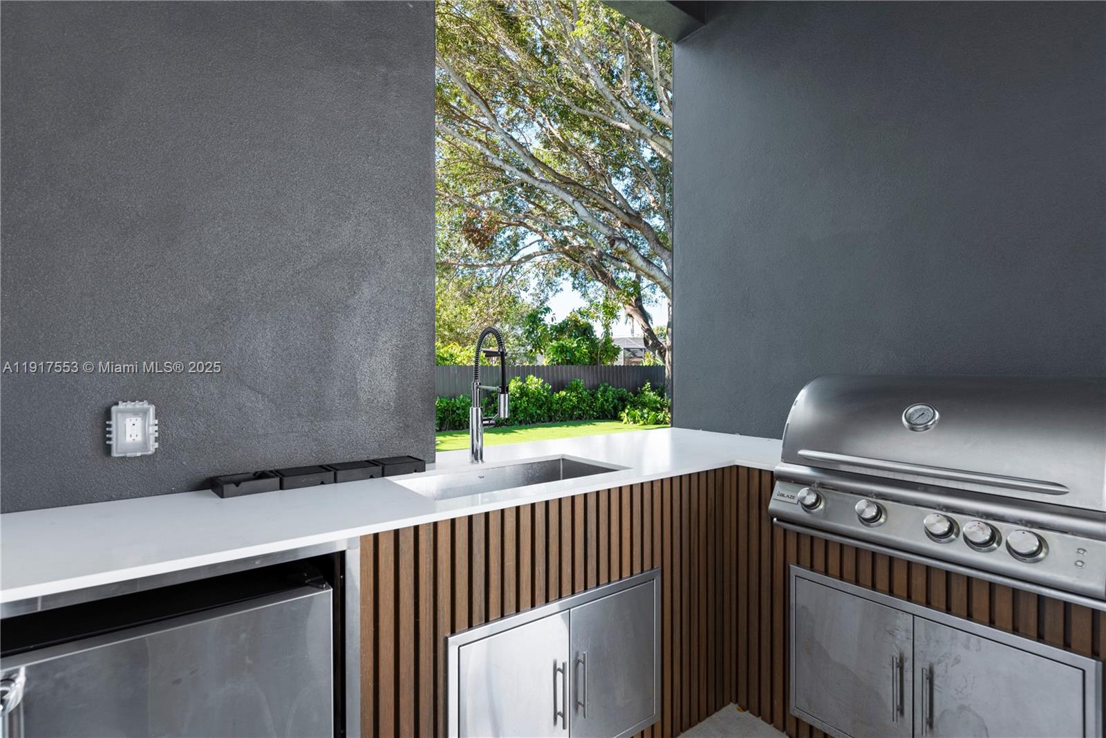 1881 NE 196th Ter Miami, FL 33179