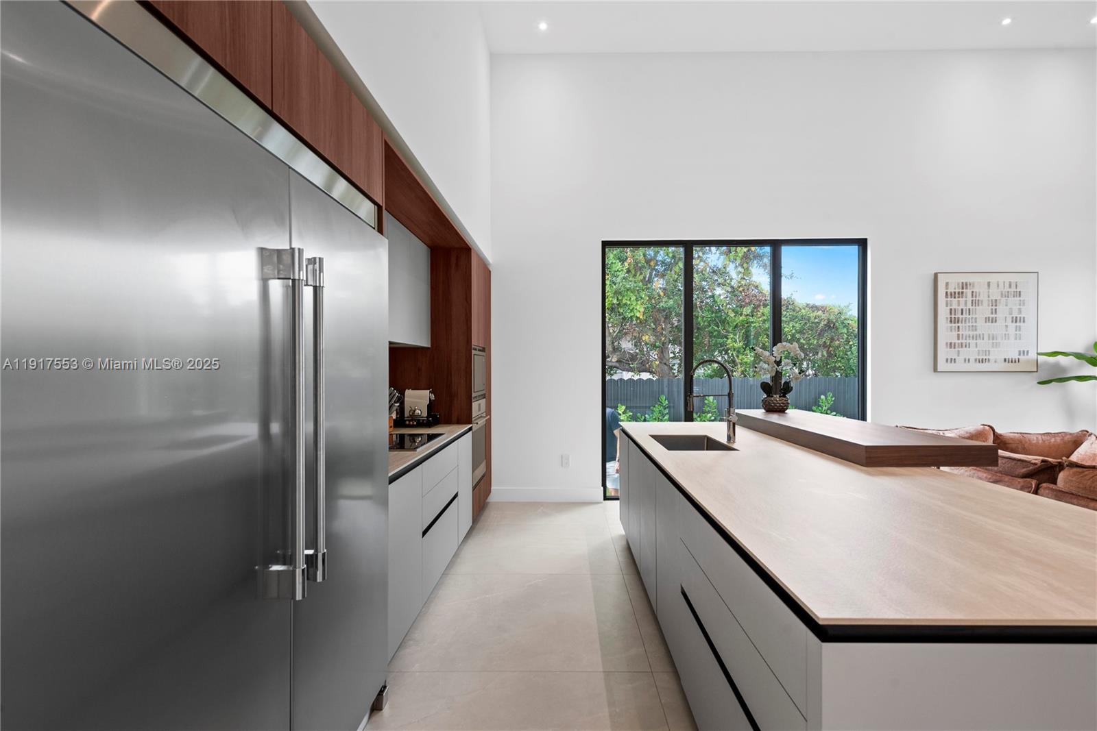 1881 NE 196th Ter Miami, FL 33179