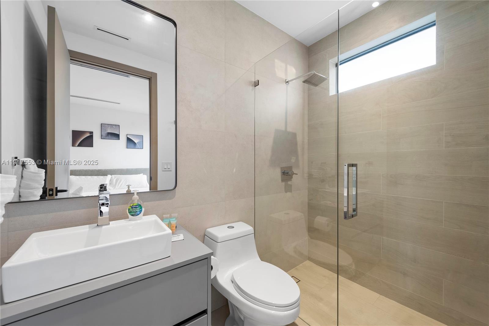 1881 NE 196th Ter Miami, FL 33179