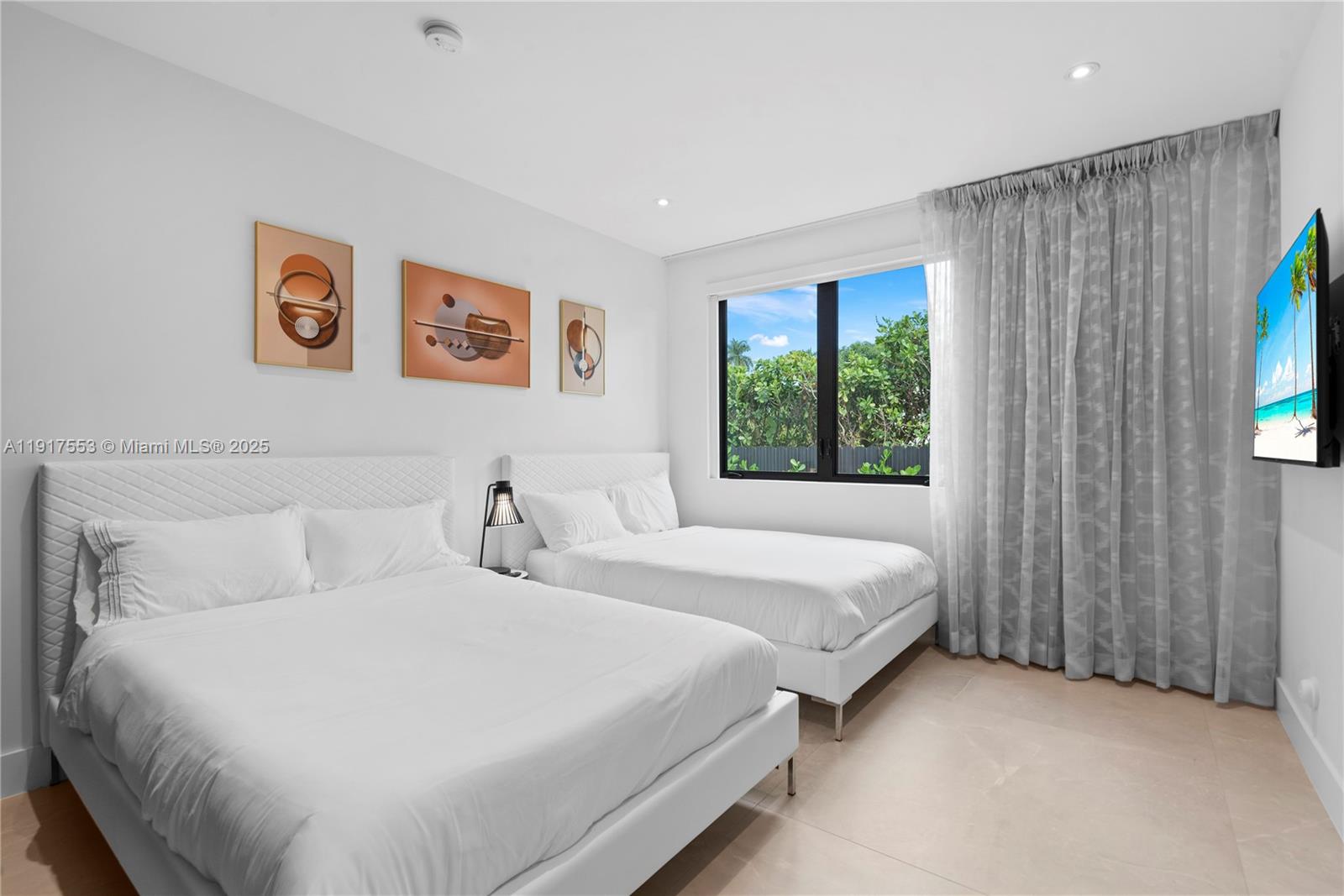 1881 NE 196th Ter Miami, FL 33179