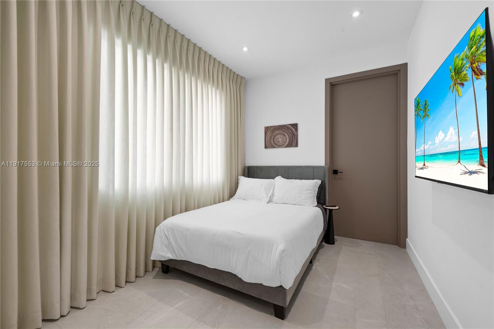 1881 NE 196th Ter Miami, FL 33179