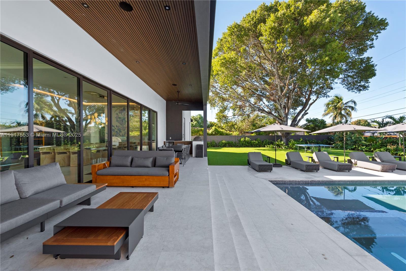 1881 NE 196th Ter Miami, FL 33179