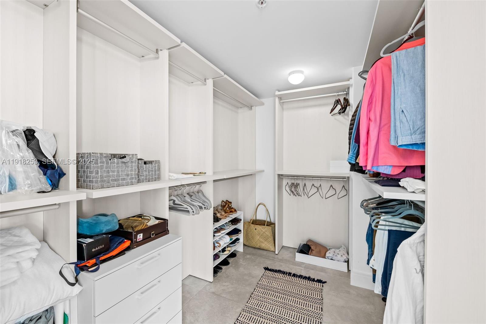 17111 Biscayne Blvd #2103 North Miami Beach, FL 33160