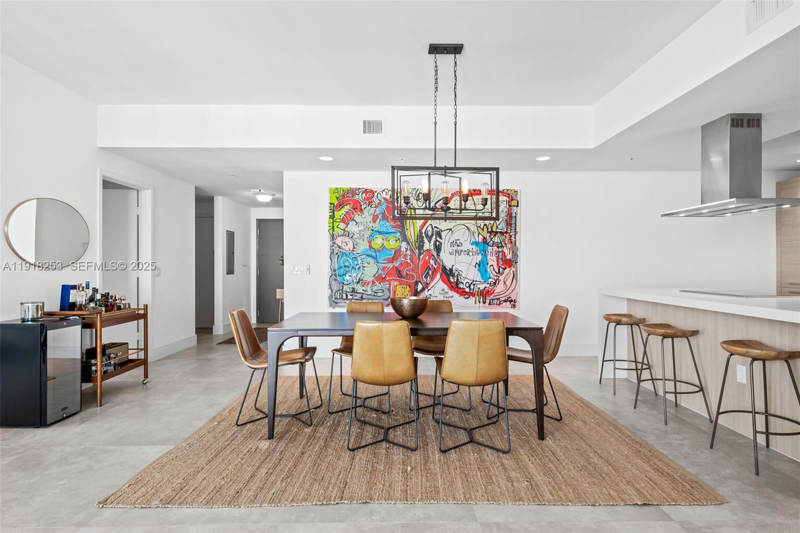 17111 Biscayne Blvd #2103 North Miami Beach, FL 33160