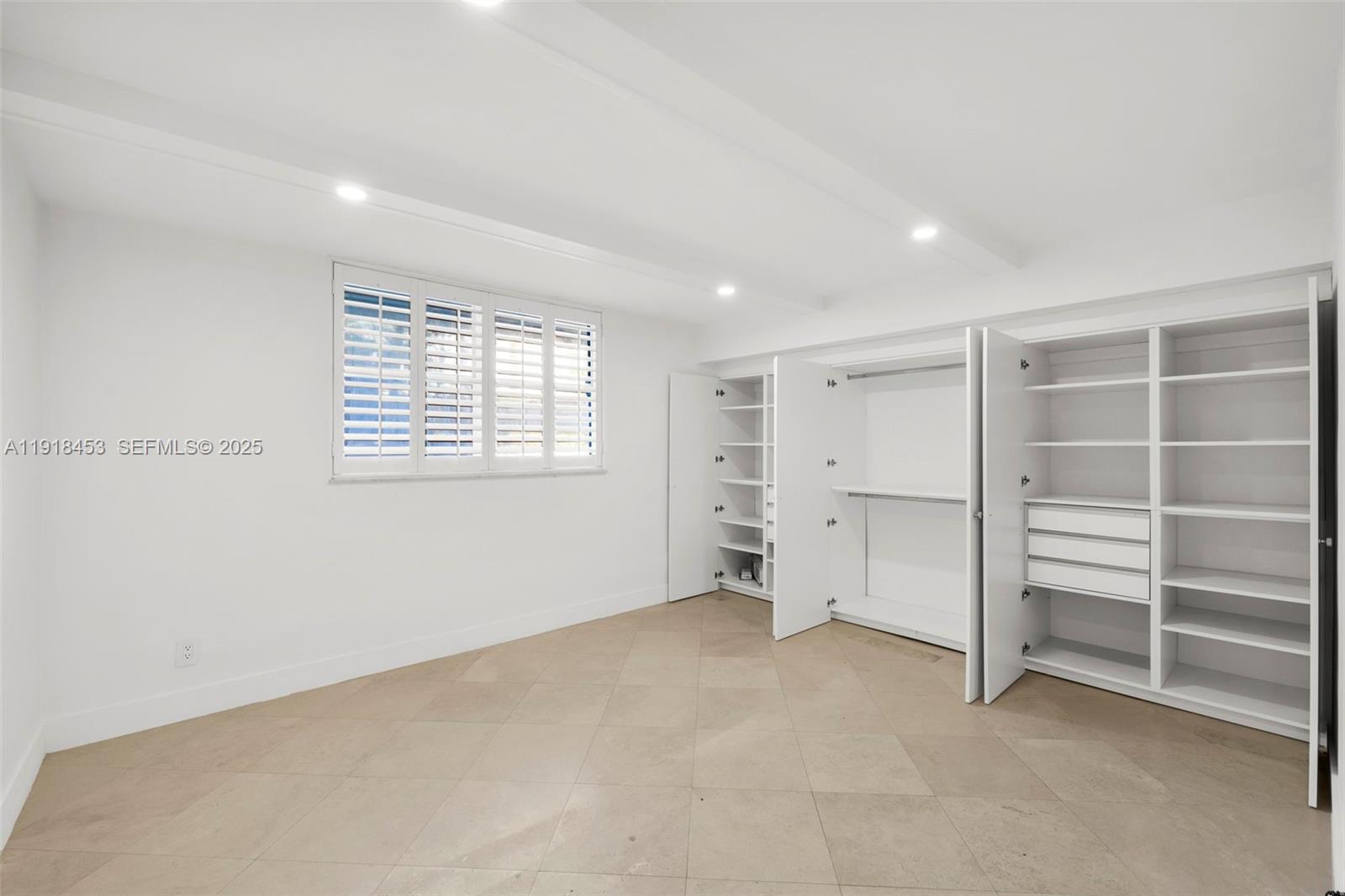 605 Ocean Dr #2L Key Biscayne, FL 33149