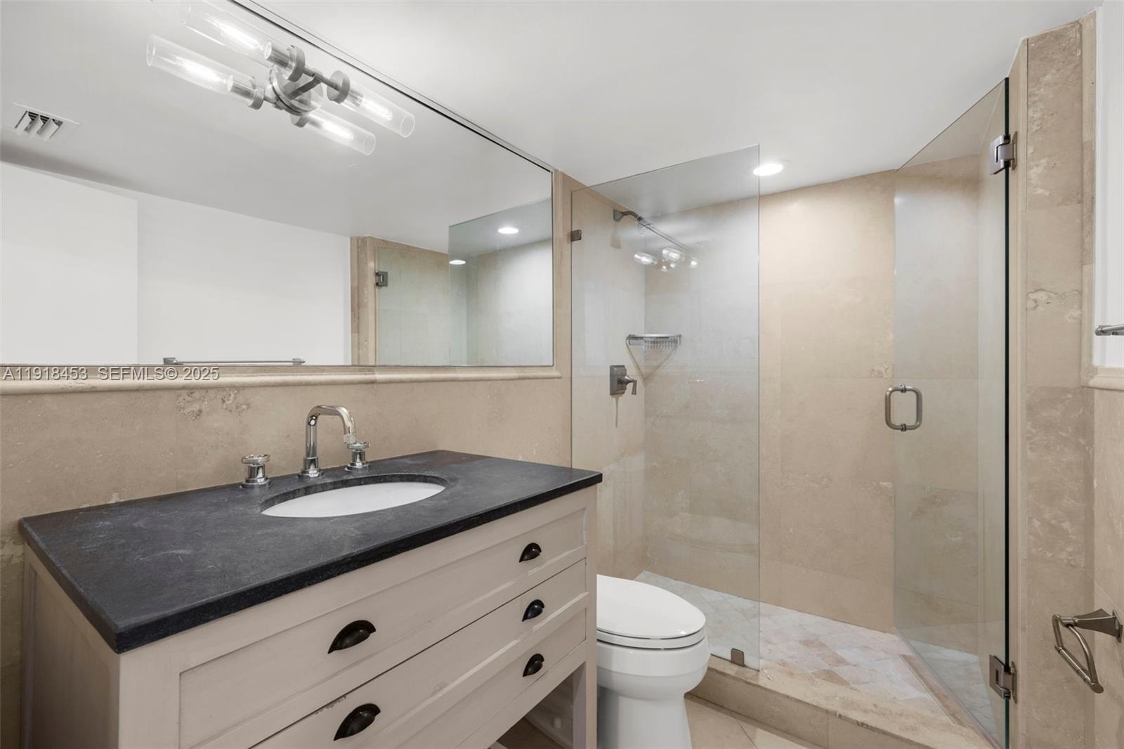 605 Ocean Dr #2L Key Biscayne, FL 33149