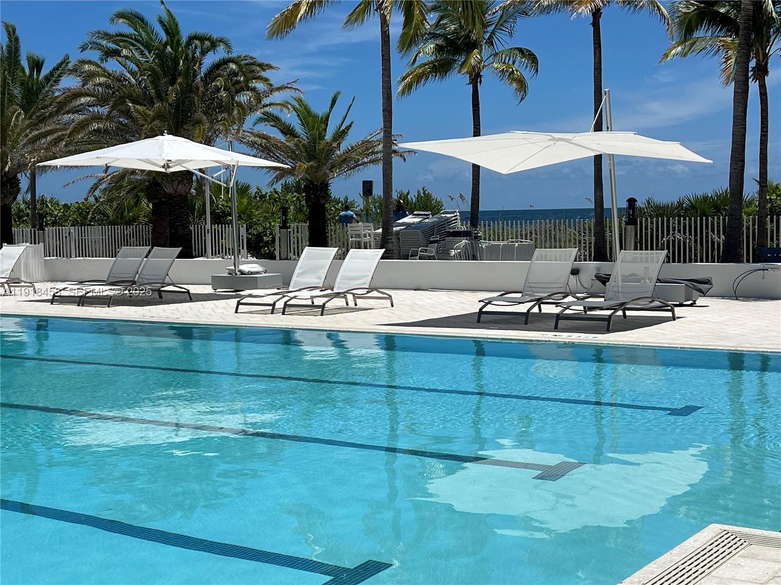 605 Ocean Dr #2L Key Biscayne, FL 33149