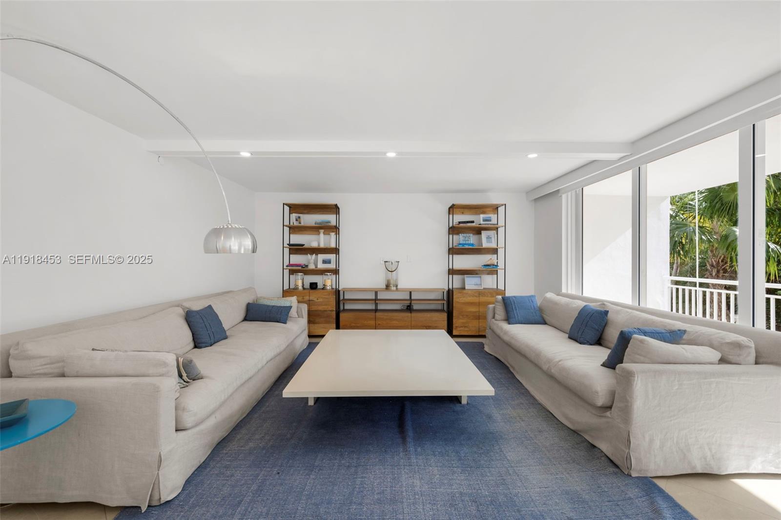 605 Ocean Dr #2L Key Biscayne, FL 33149