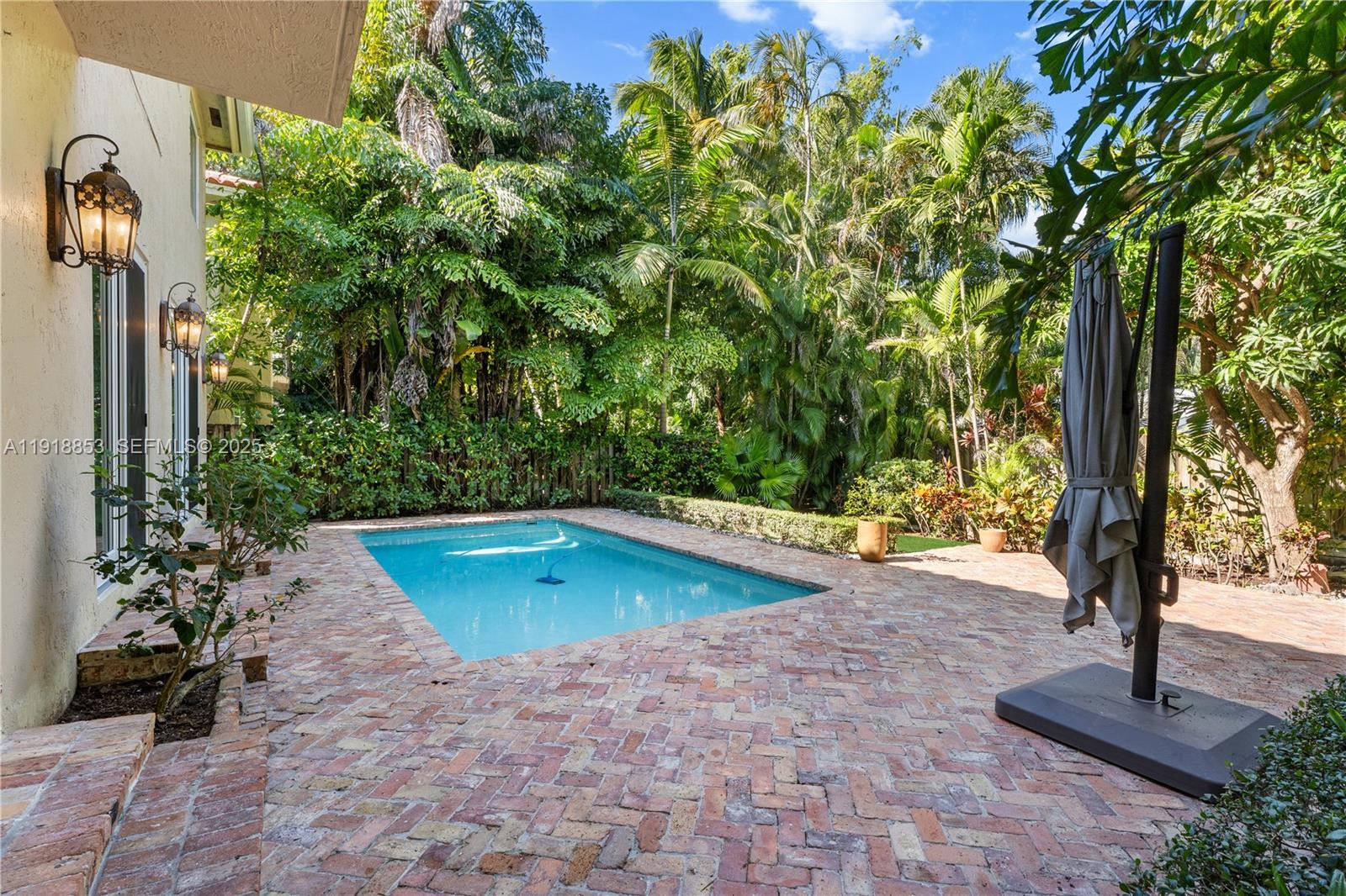 4125 Poinciana Ave Miami, FL 33133