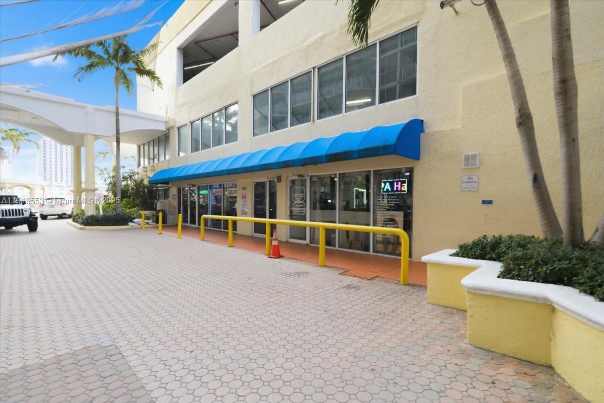 7601 E Treasure Dr #2109 North Bay Village, FL 33141