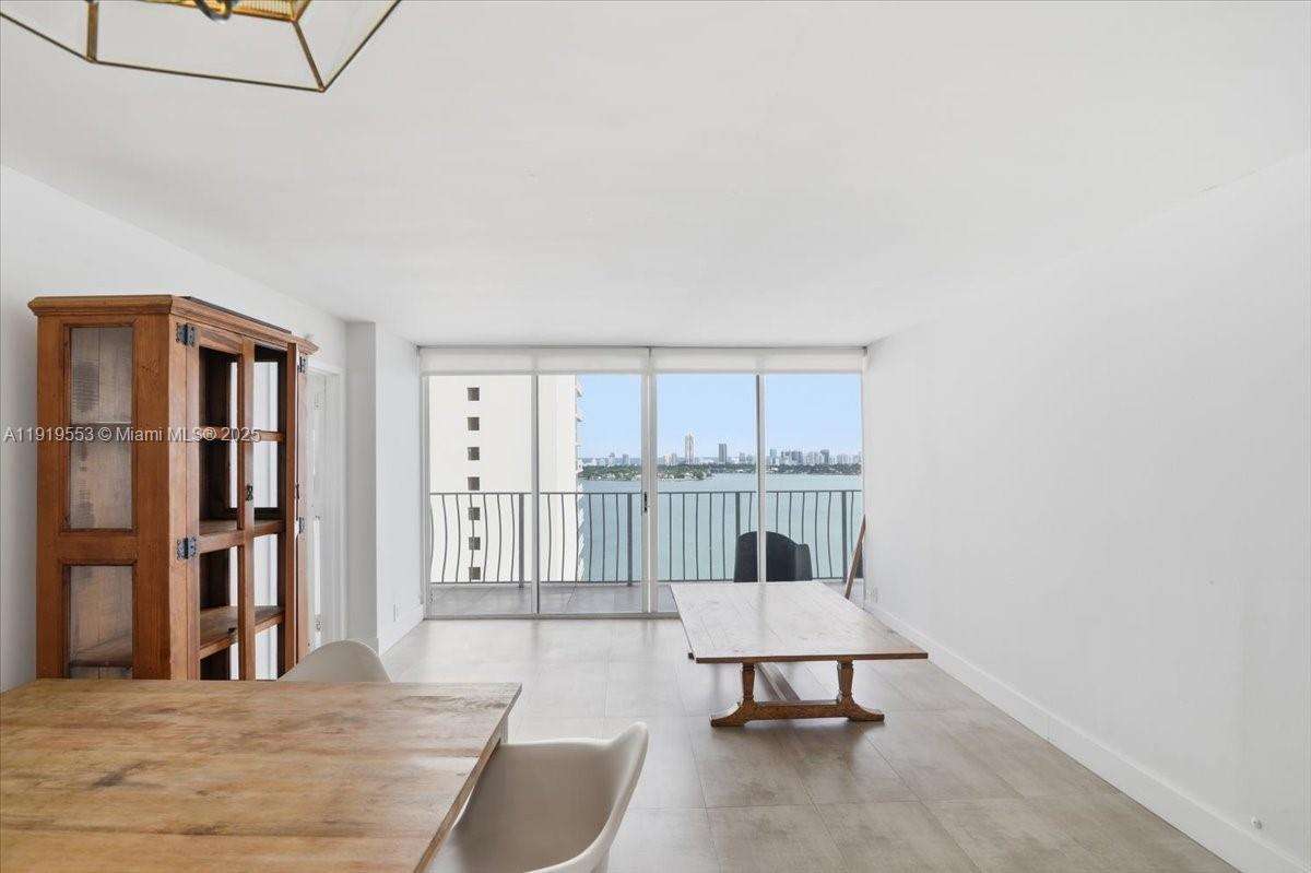 7601 E Treasure Dr #2109 North Bay Village, FL 33141