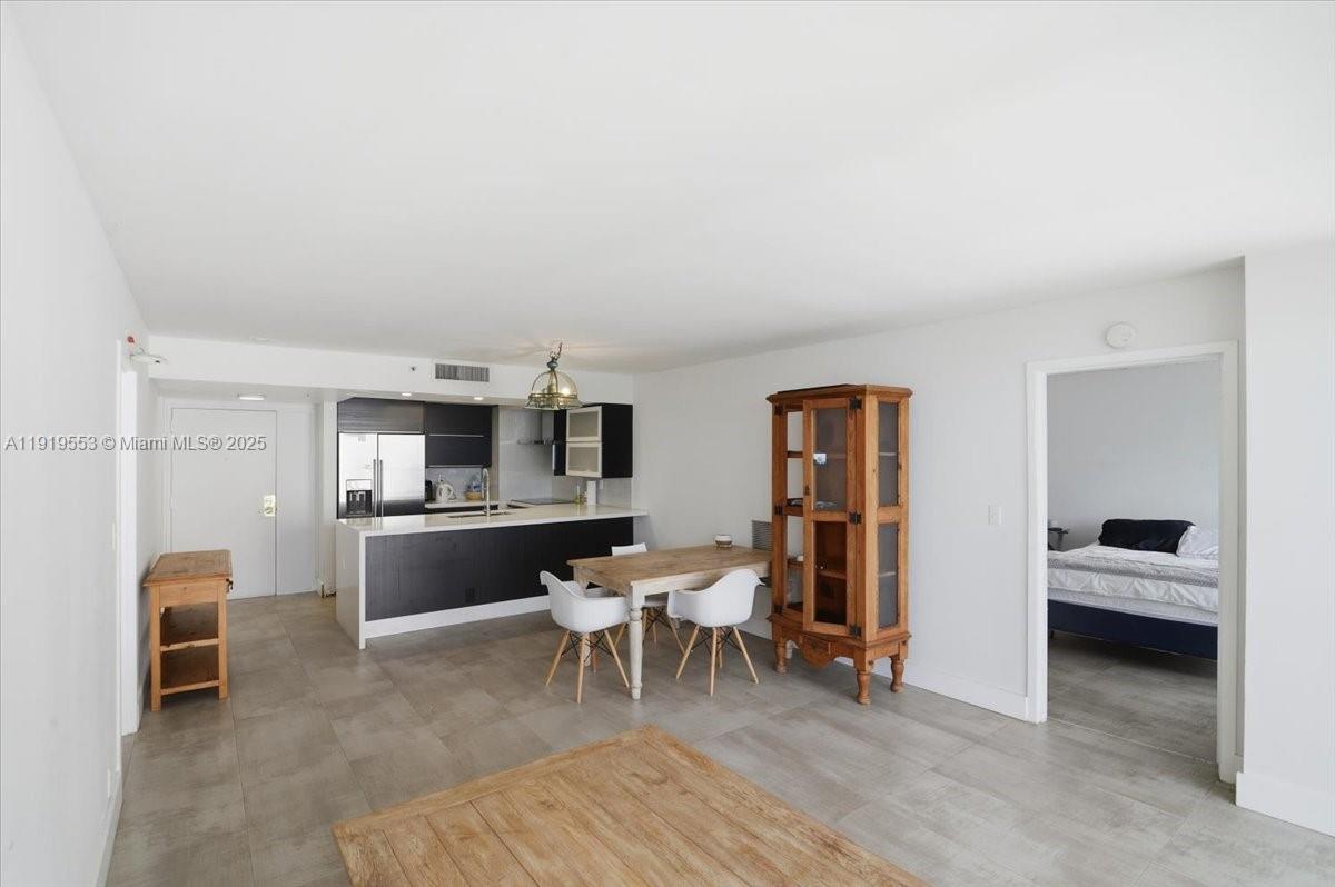 7601 E Treasure Dr #2109 North Bay Village, FL 33141