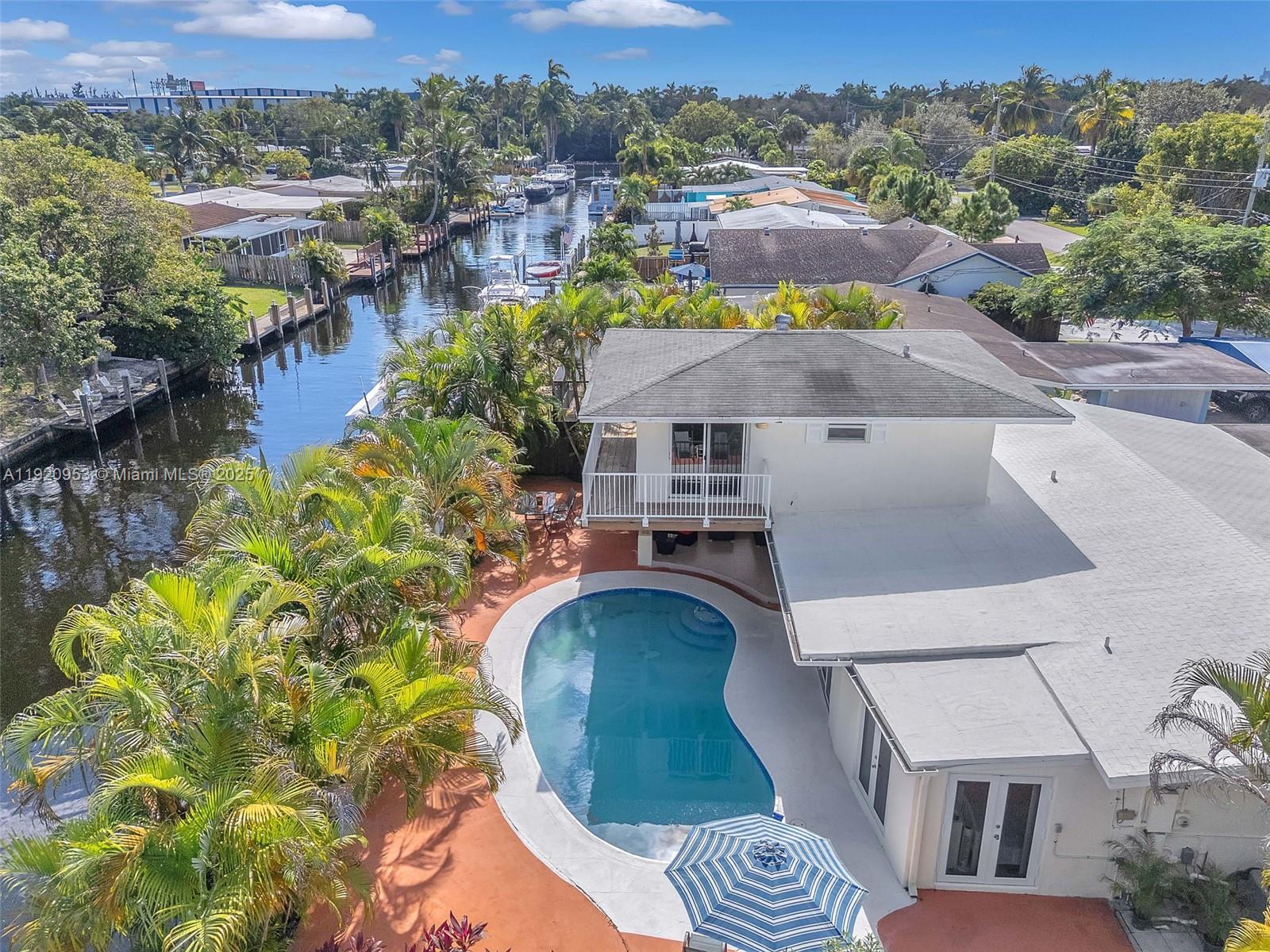 2478 Cat Cay Ln Fort Lauderdale, FL 33312