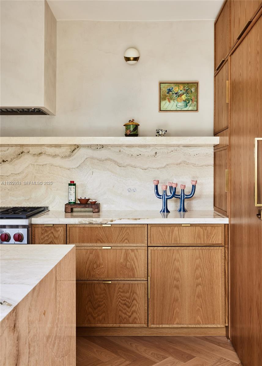 1315 Lenox Ave Miami Beach, FL 33139