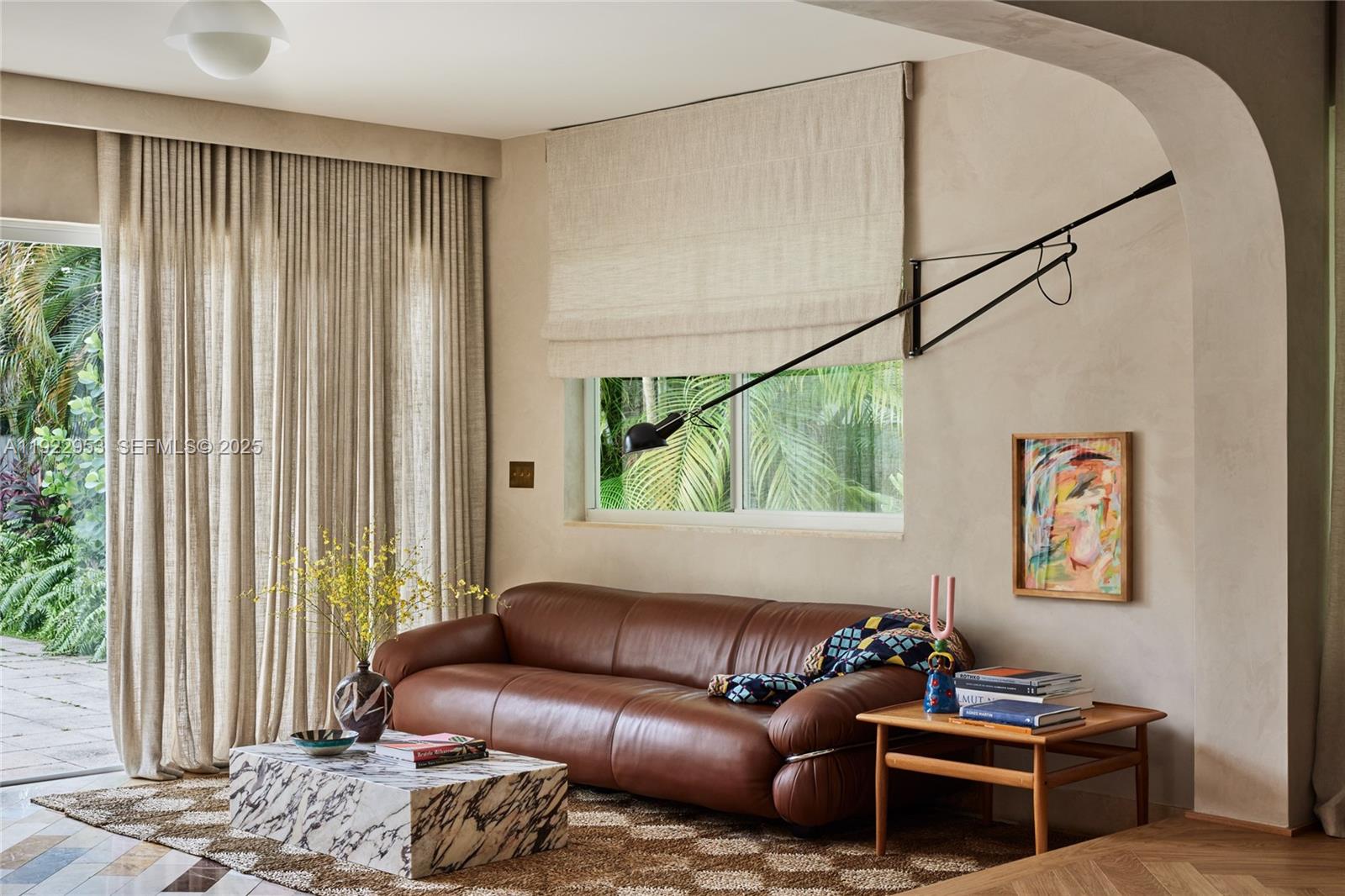 1315 Lenox Ave Miami Beach, FL 33139