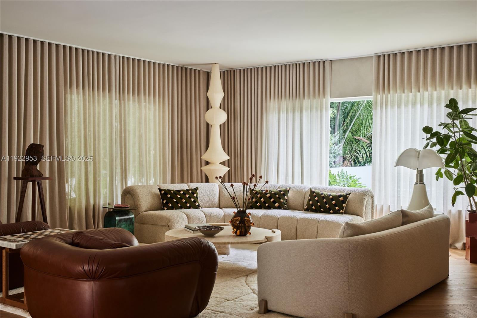 1315 Lenox Ave Miami Beach, FL 33139