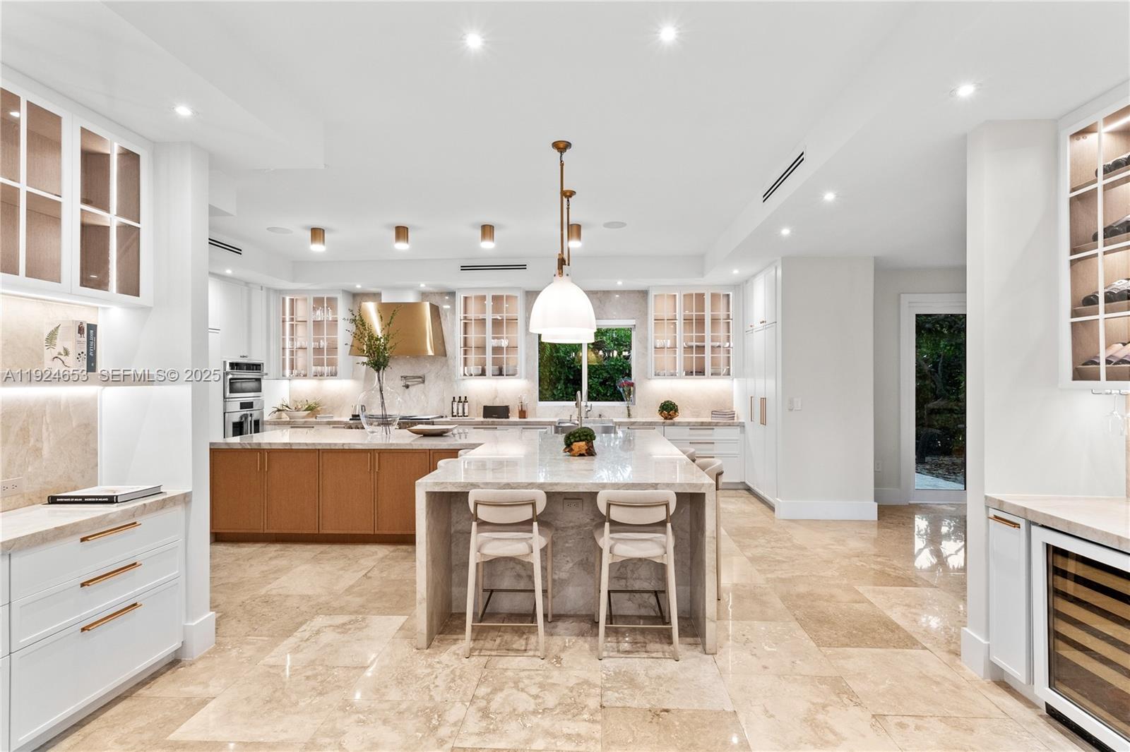 6080 SW 104th St Pinecrest, FL 33156