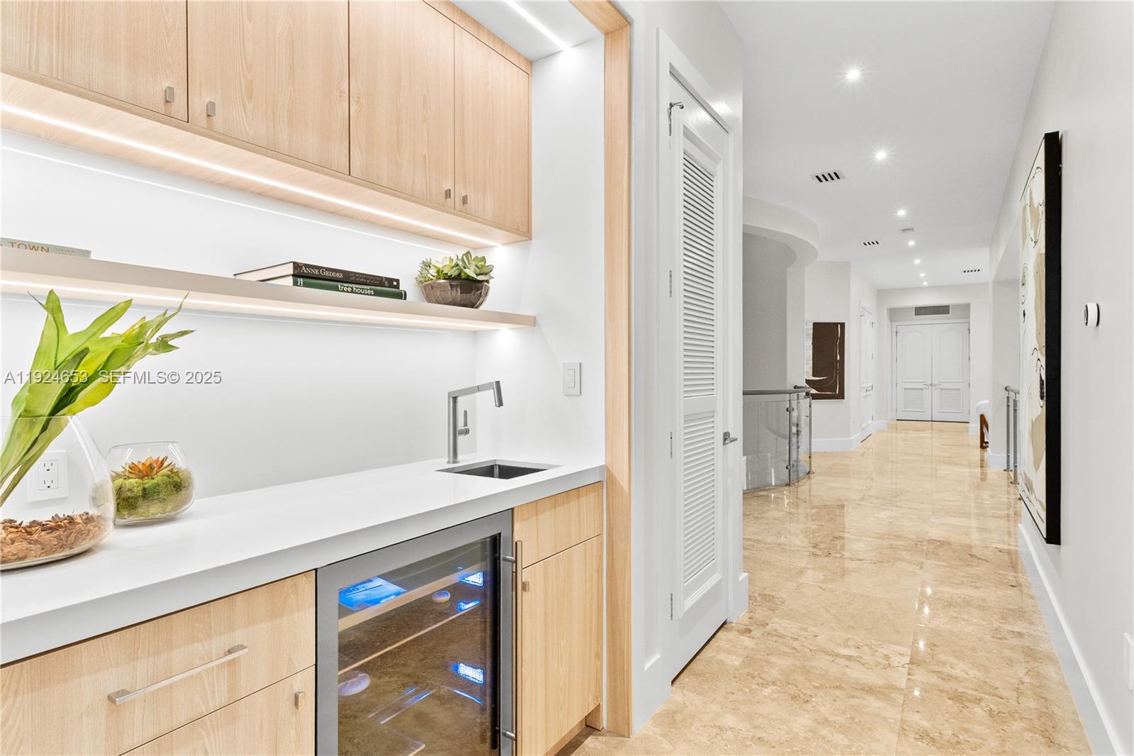 6080 SW 104th St Pinecrest, FL 33156