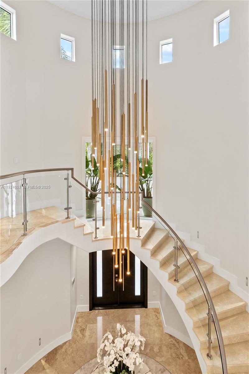 6080 SW 104th St Pinecrest, FL 33156