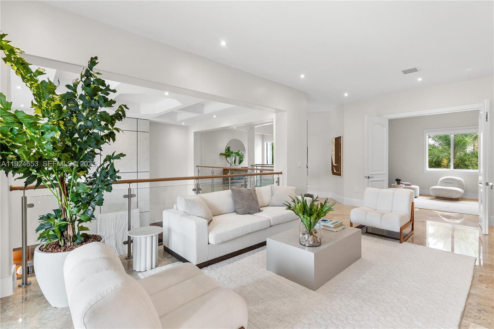 6080 SW 104th St Pinecrest, FL 33156