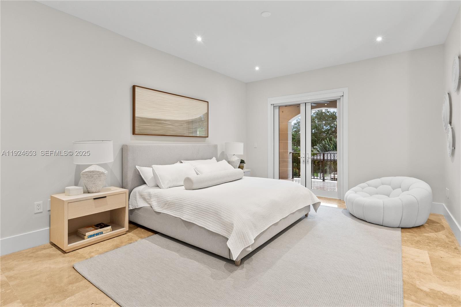 6080 SW 104th St Pinecrest, FL 33156