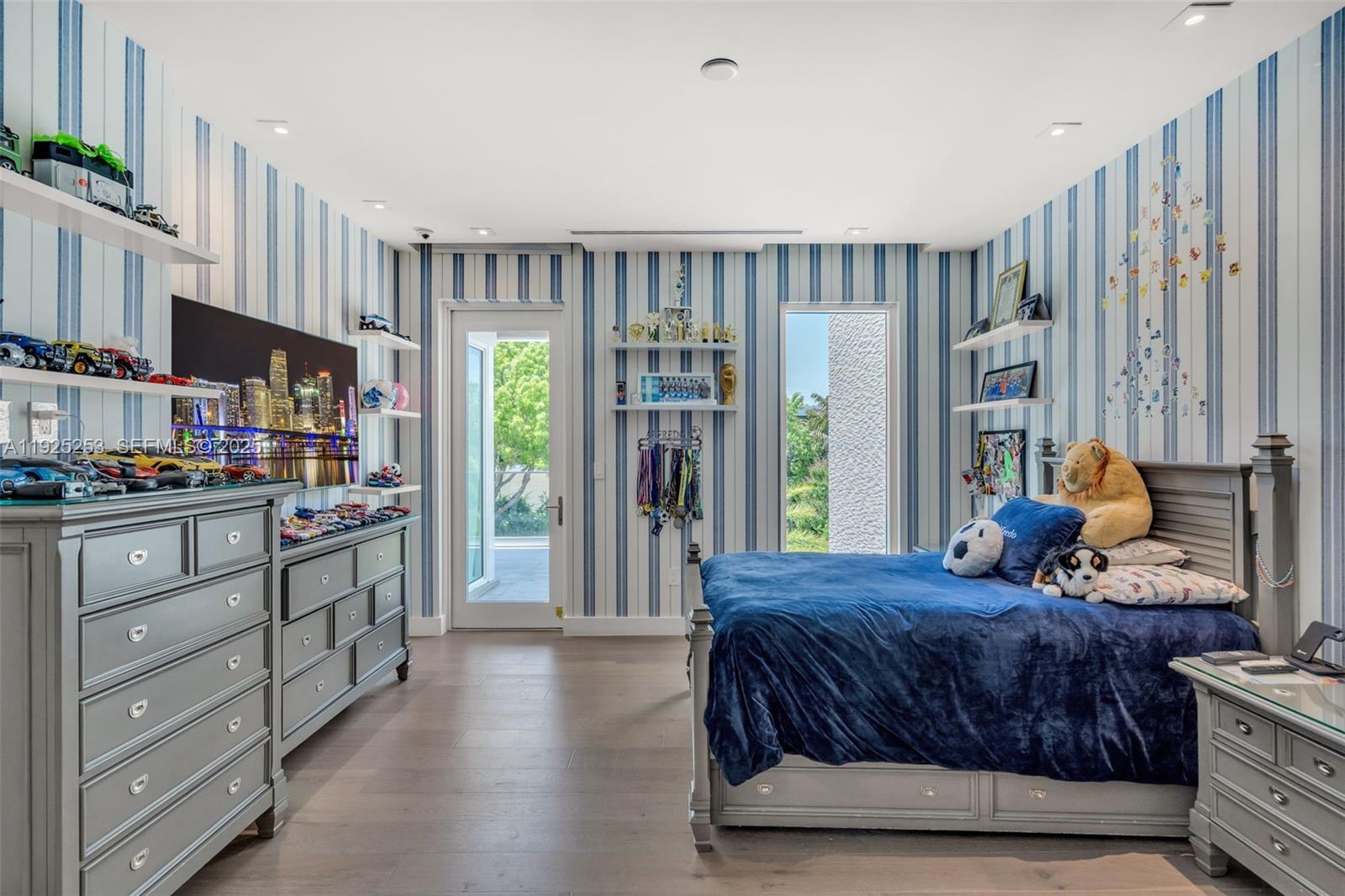 420 Island Dr Key Biscayne, FL 33149