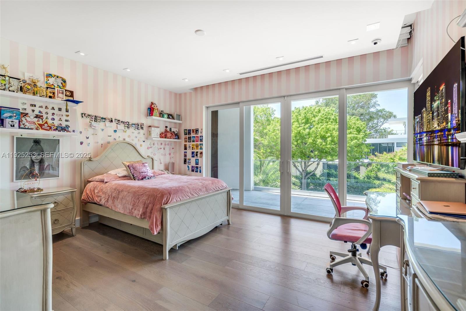 420 Island Dr Key Biscayne, FL 33149