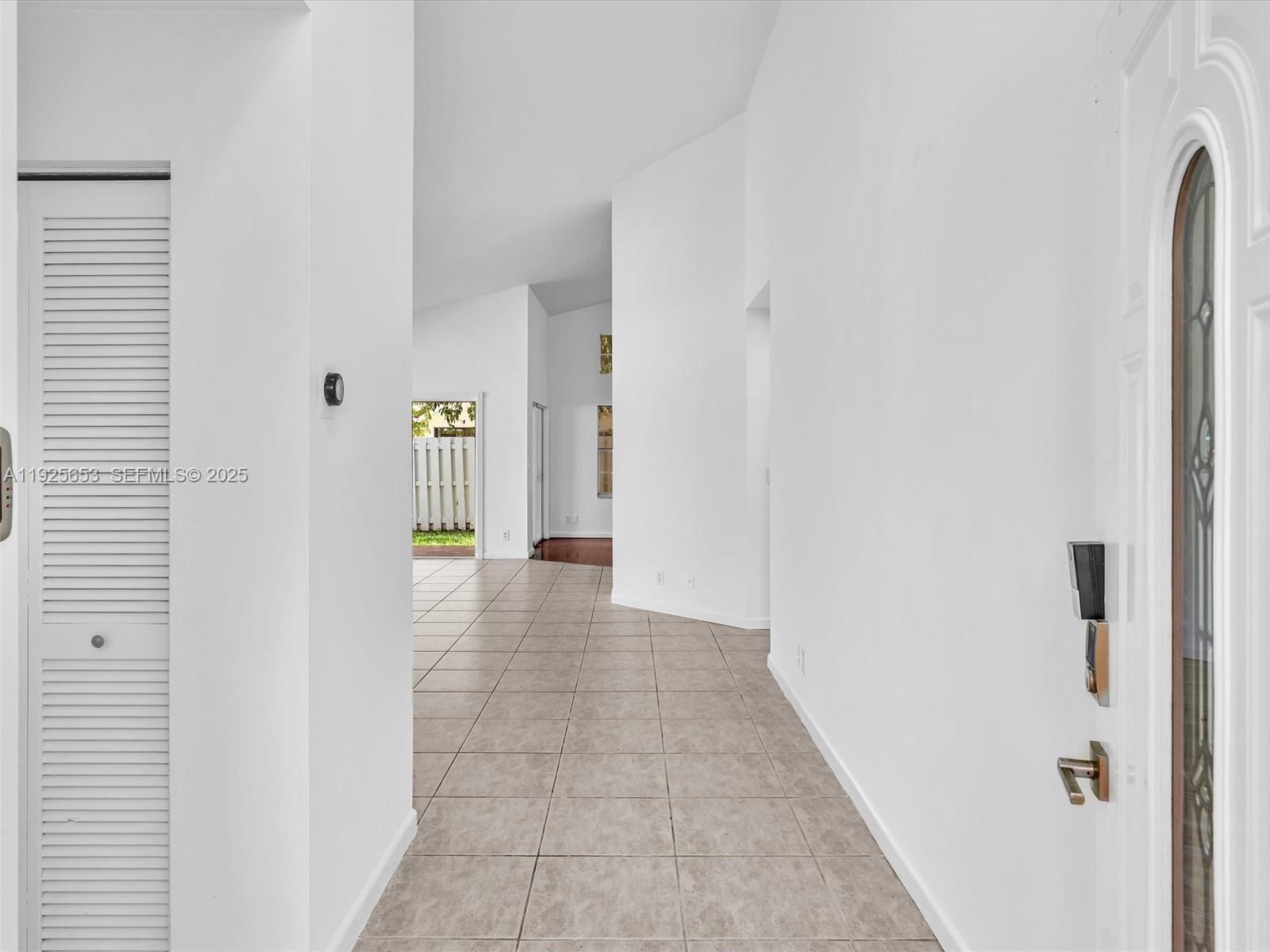 255 Somerset Way Weston, FL 33326