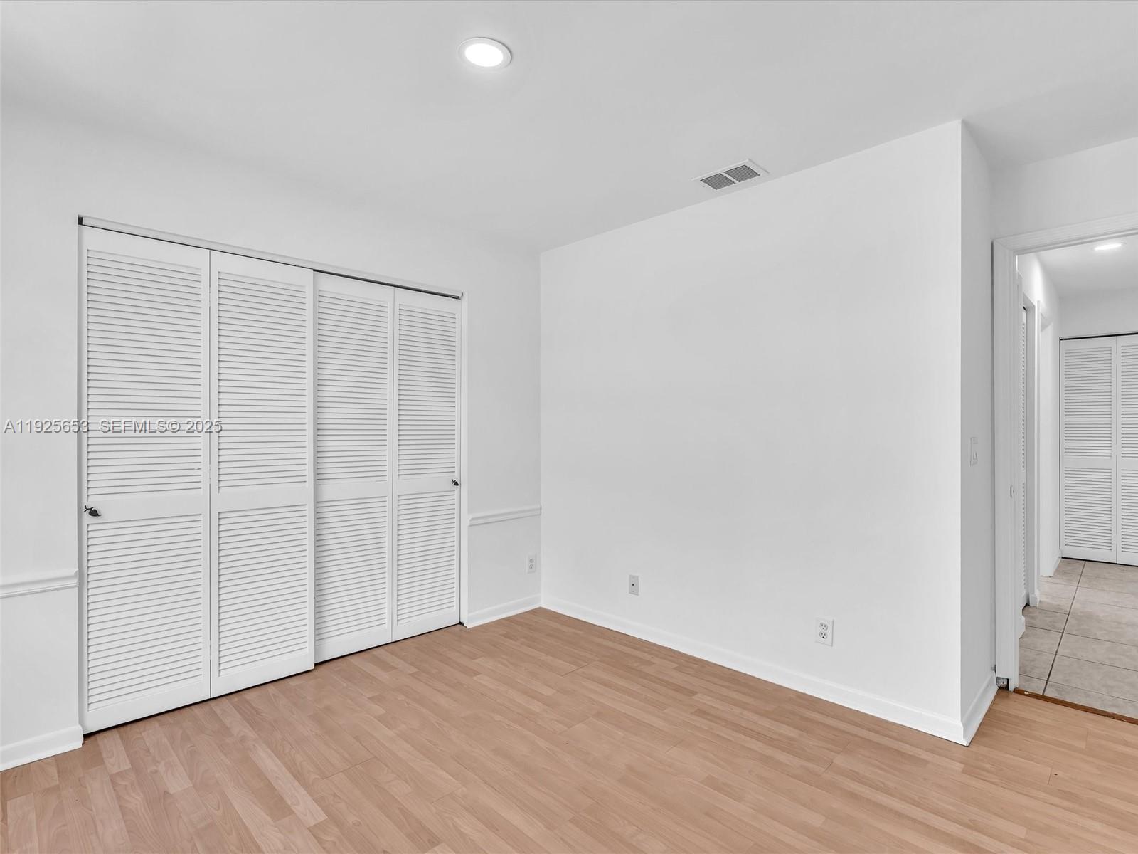 255 Somerset Way Weston, FL 33326