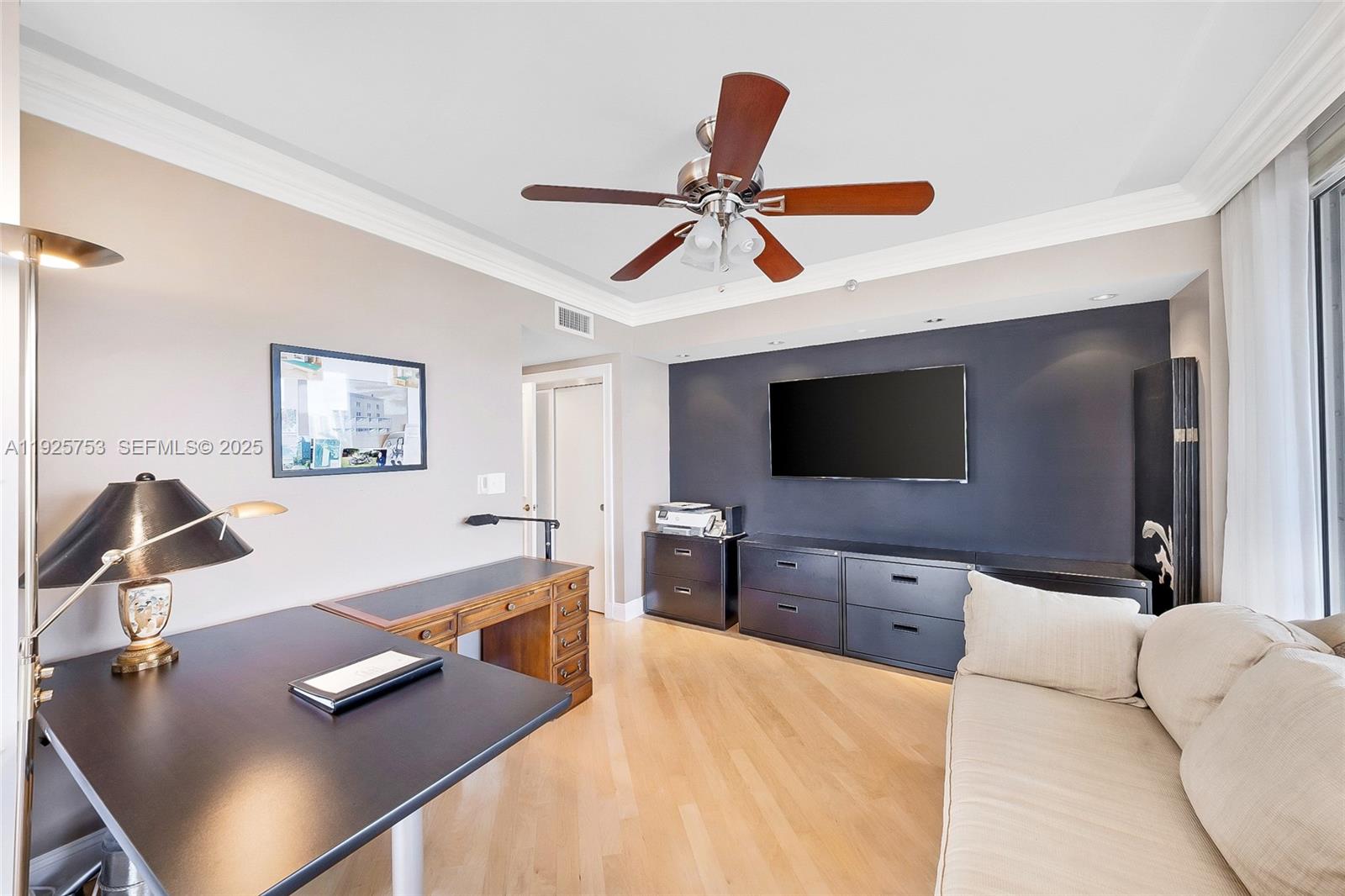 2600 Island Blvd #301 Aventura, FL 33160