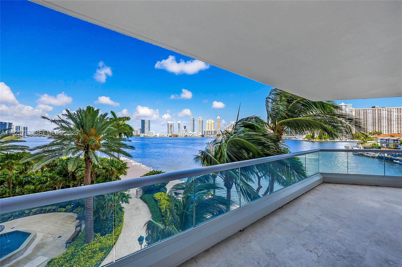 2600 Island Blvd #301 Aventura, FL 33160