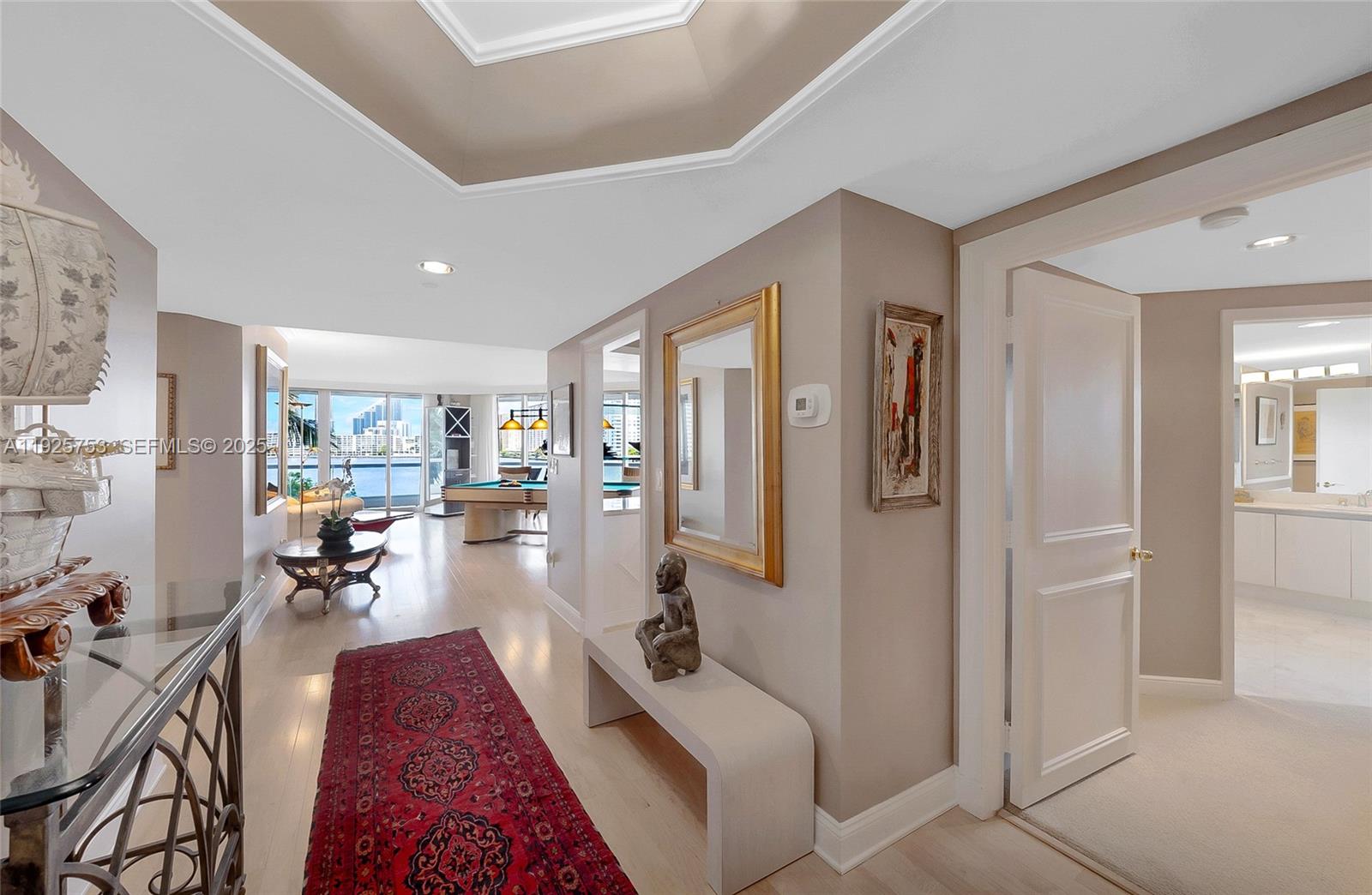 2600 Island Blvd #301 Aventura, FL 33160