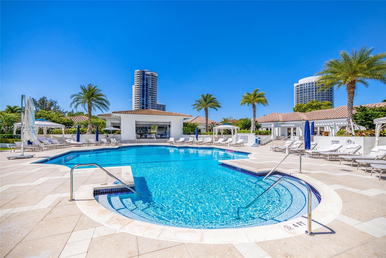 2600 Island Blvd #301 Aventura, FL 33160