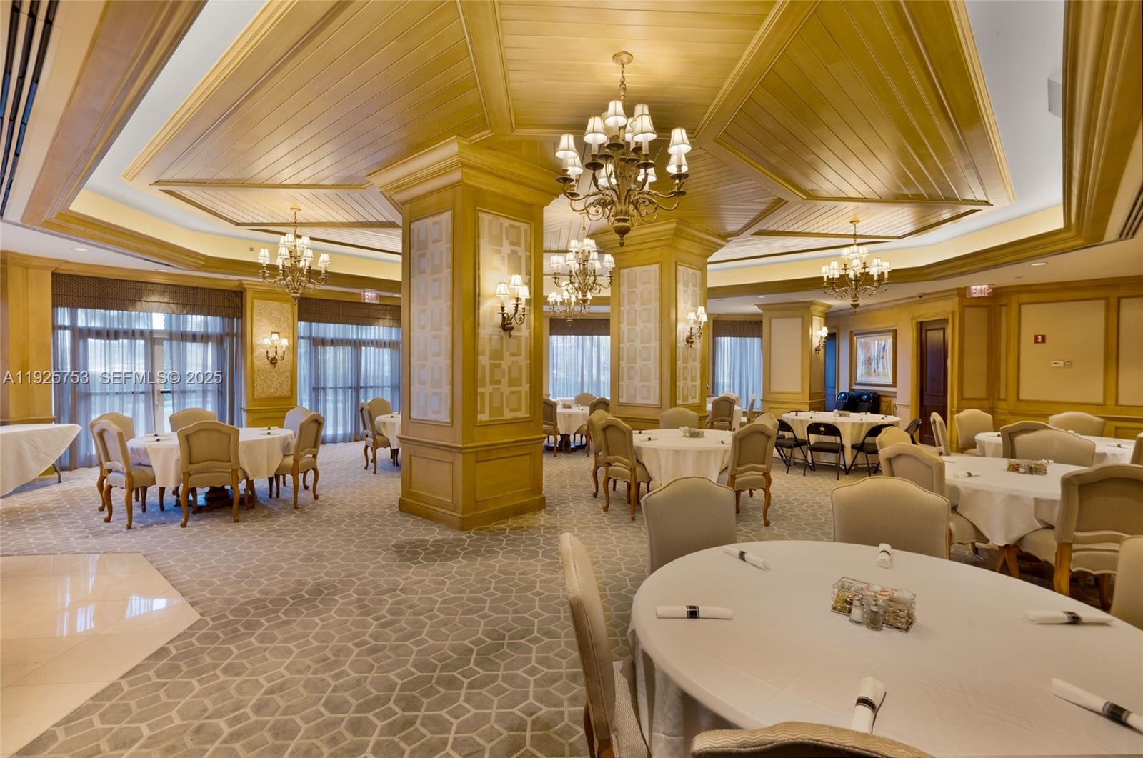 2600 Island Blvd #301 Aventura, FL 33160