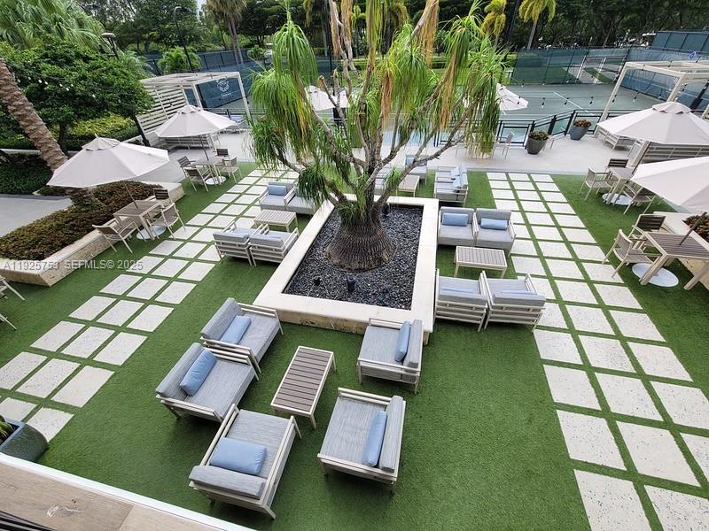 2600 Island Blvd #301 Aventura, FL 33160