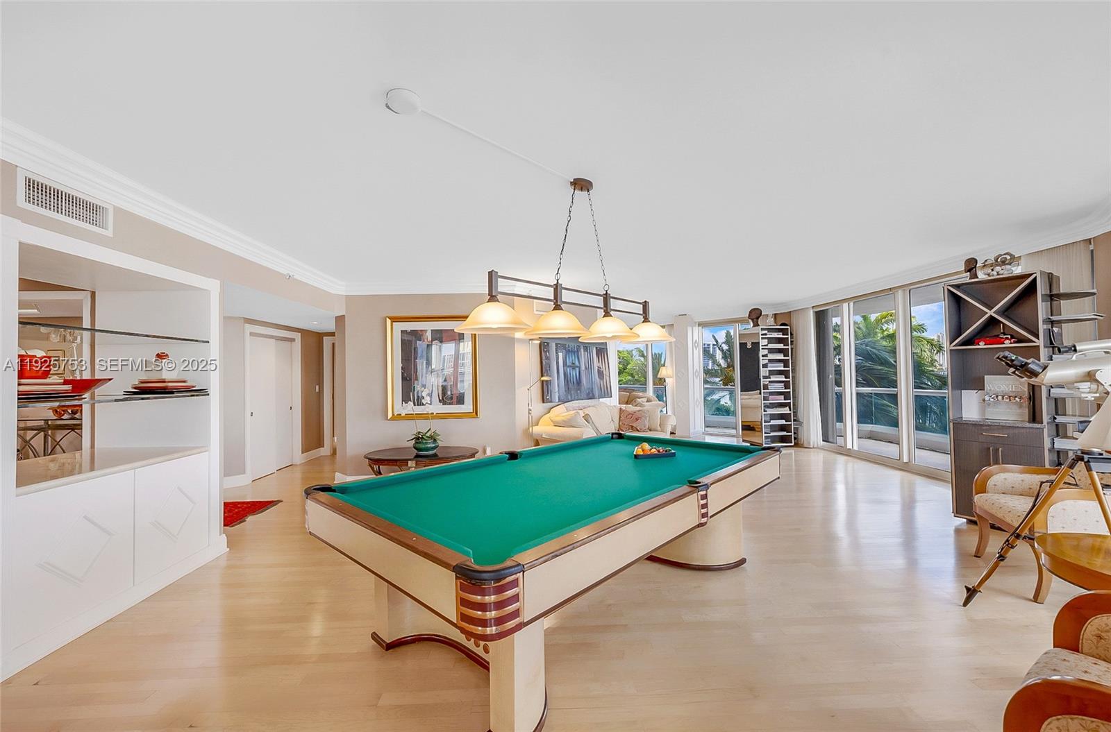 2600 Island Blvd #301 Aventura, FL 33160