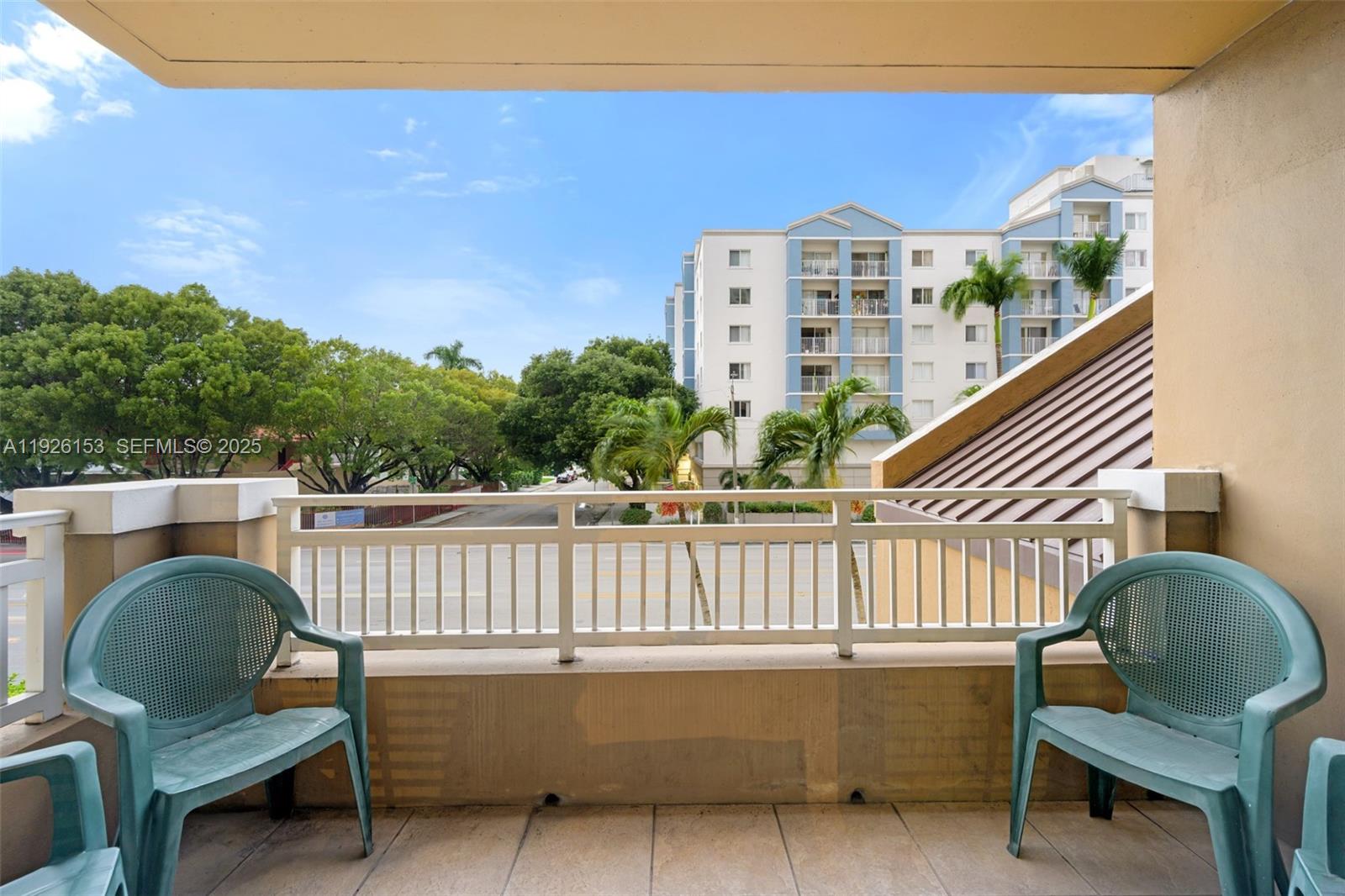 2665 SW 37th Ave #202 Miami, FL 33133