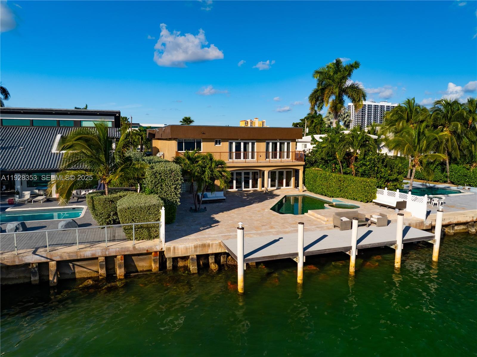 1500 S Treasure Dr North Bay Village, FL 33141