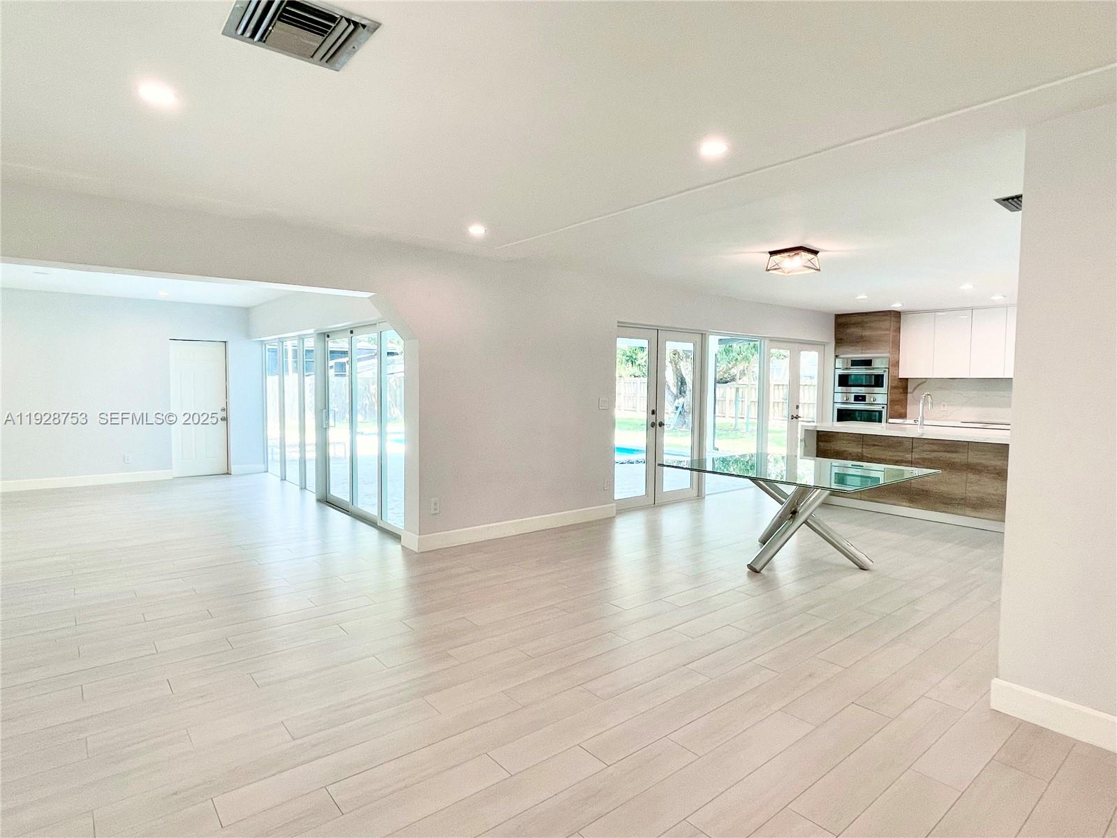 8265 SW 149th Dr Palmetto Bay, FL 33158