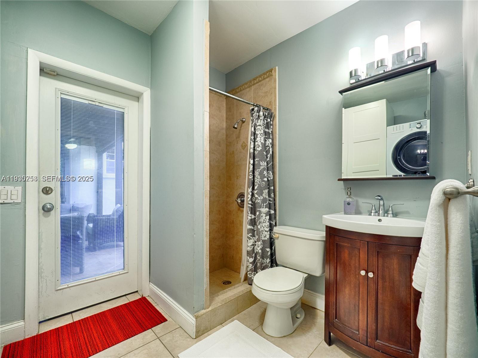 2308 SW 23rd Ter Miami, FL 33145